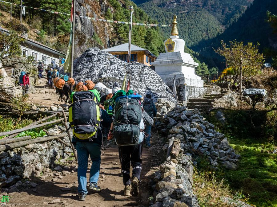 On the way from Monjo to Lukla