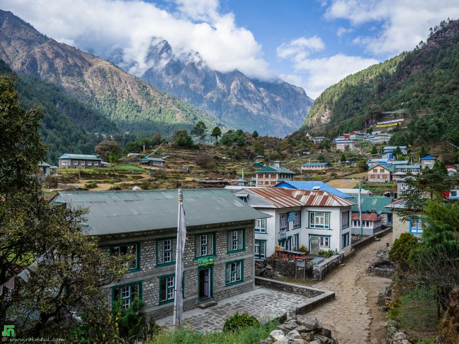 Arriving at Phakding